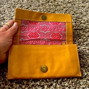 Latico leather wallet with magnet close